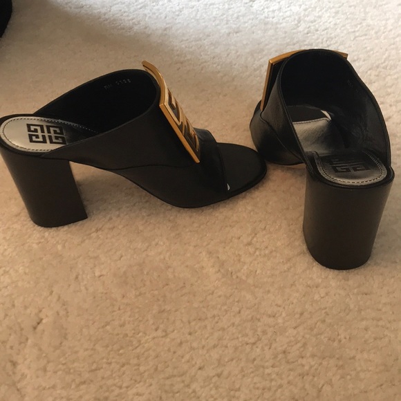 Givenchy logo-embellished leather mules - Picture 7 of 14